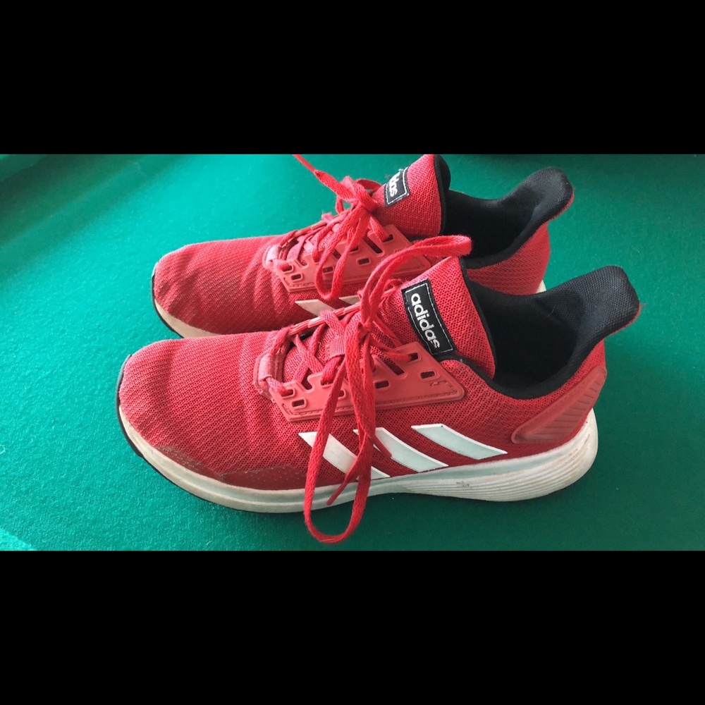 Adidas tennis shoes